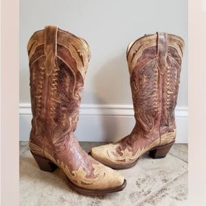 Beautiful Corral eagle/phoenix boots. Like new.